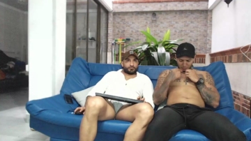 Heteros_Men  04-10-2021 video outfits